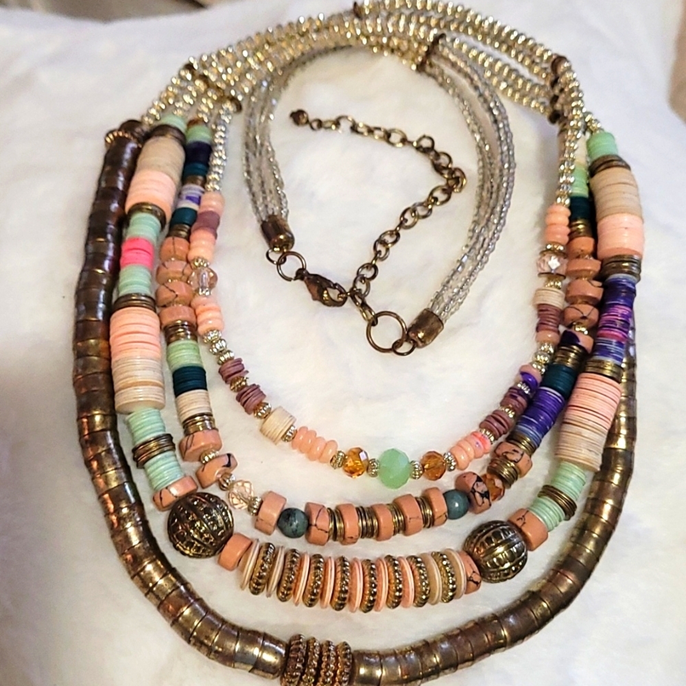 Colorfull Necklace - Picture 2 of 2